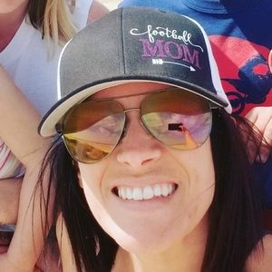 Meet your Posher, Renee